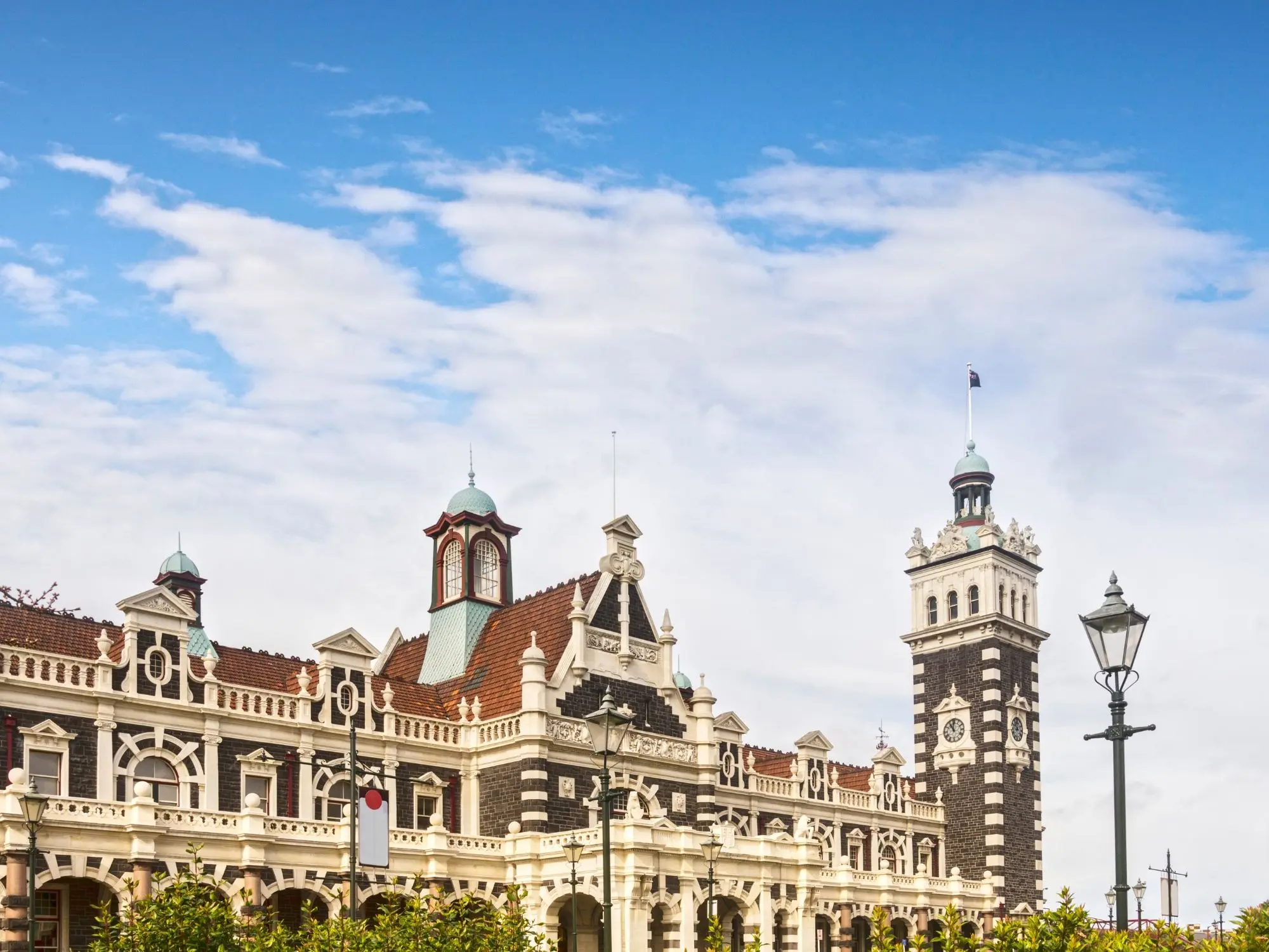 Home movers between Dunedin and Christchurch